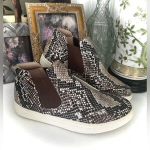 Coconuts by Matisse Harlan Mid Slip-On Sneaker Snakeskin pattern
